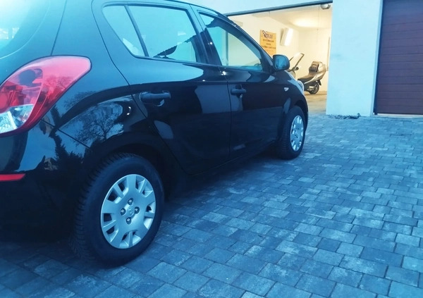 Hyundai i20 cena 21900 przebieg: 112000, rok produkcji 2012 z Lubliniec małe 92